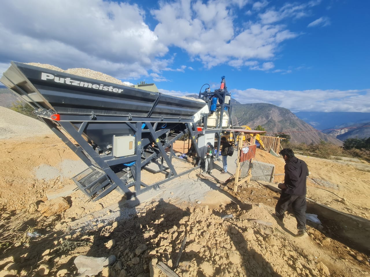 Putzmeister batching plant installed at the site